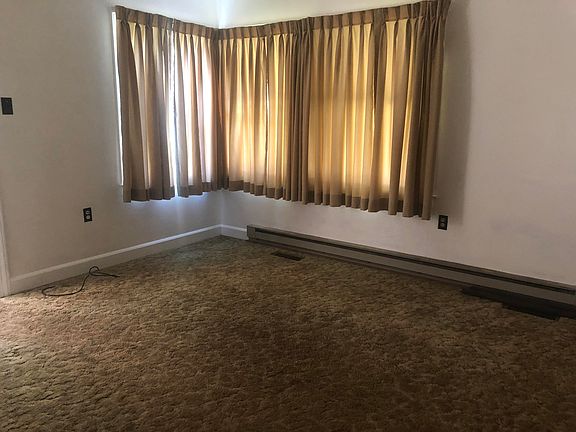2nd image of 713 Anderson St