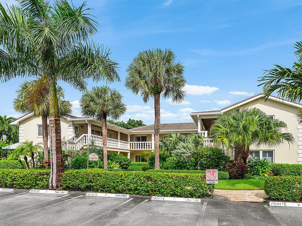 1029 Langer Way #3