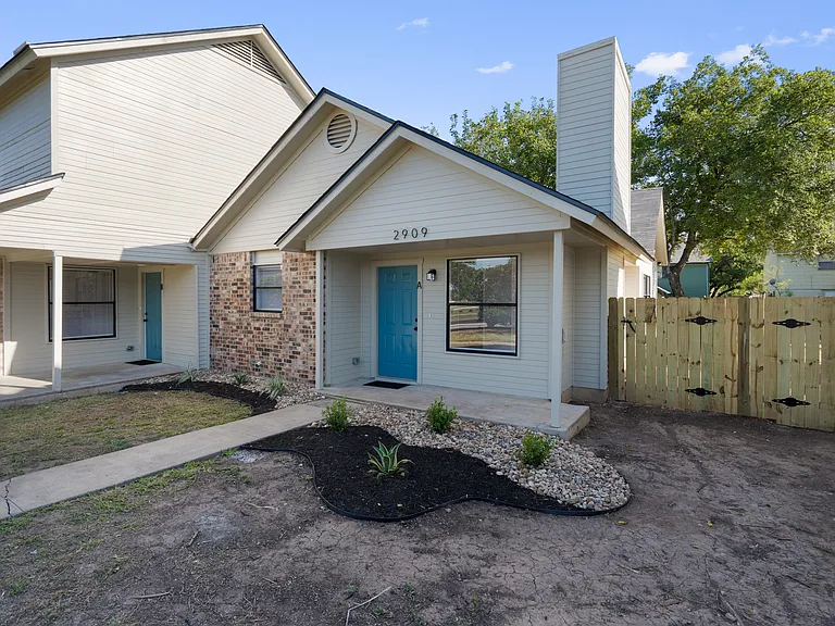 2909 W Slaughter Ln #B — Photo 28
