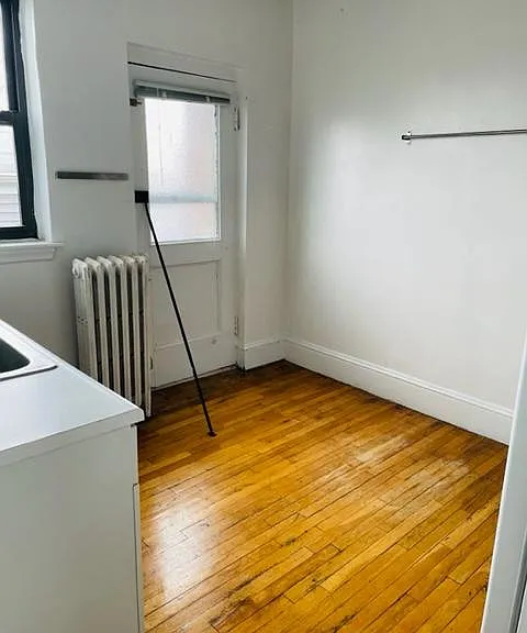 67 Dana St #9 — Photo 7