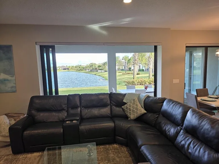 527 SE Vallarta Dr — Photo 22