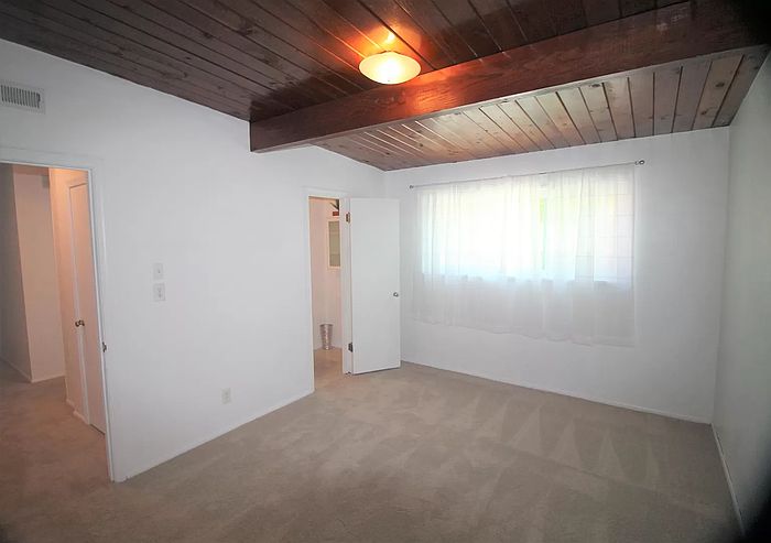 2nd image of 3321 Montclaire Dr NE