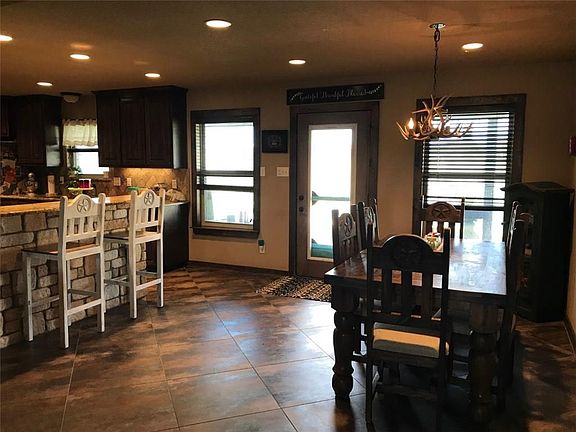 5th image of 1574 County Road 1770