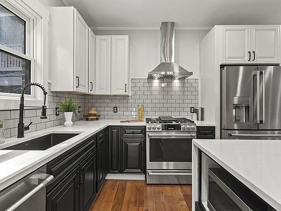 4th image of 1016 Neil Ave