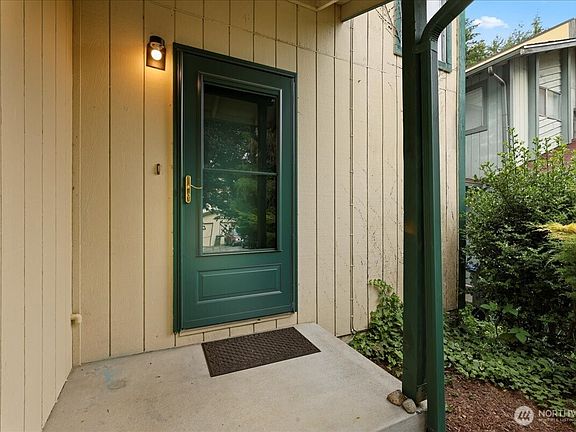 2nd image of 7634 Shilohwood Place NW