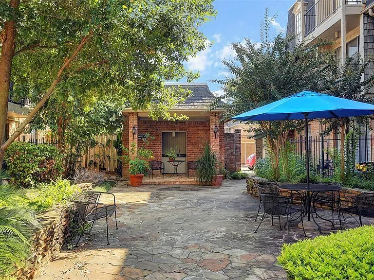 2400 N Braeswood Blvd #120 — Photo 17