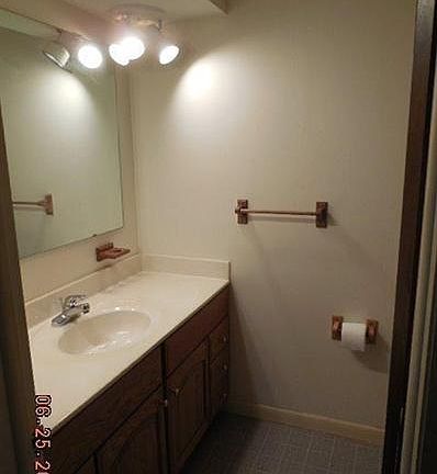 5th image of 1760 Valleybrook Pl