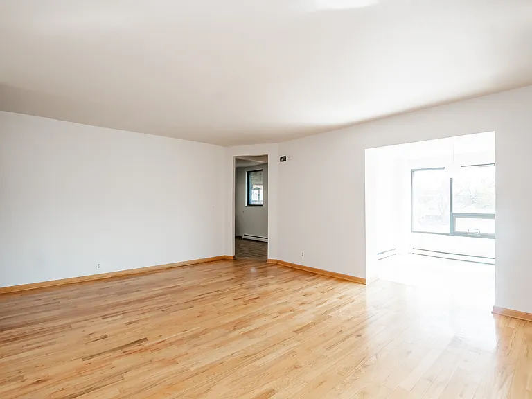 5229 S Greenwood Ave #3 — Photo 7