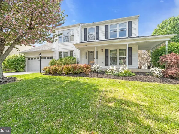 13988 Dancing Twig Dr, Gainesville, VA 20155