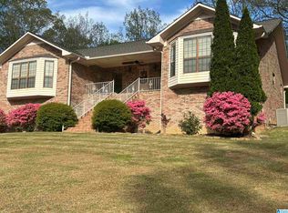 250 Crosshill Ln, Warrior, AL 35180