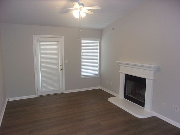 2nd image of 31217 Paradise Cmns APT 826