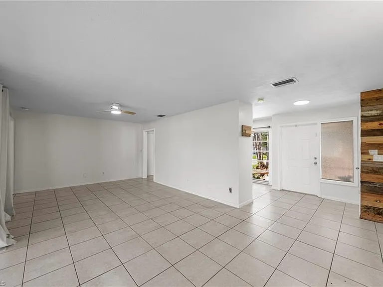 1211 SE 34th St — Photo 8
