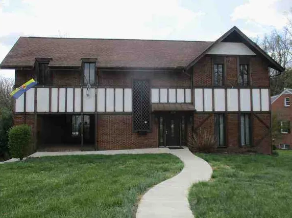 619 Amanda Furnace Dr, Ashland, KY 41101