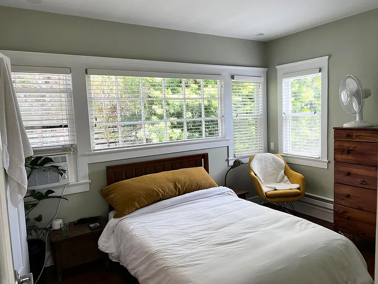 2625 Lincoln Ave — Photo 6