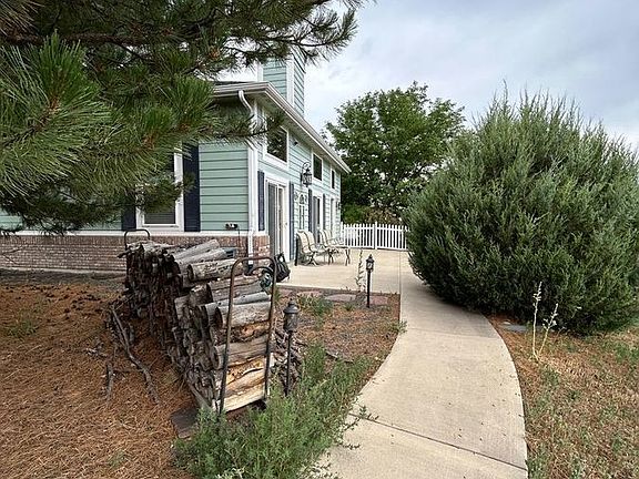 3rd image of 343 N Shore Cir