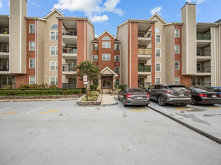 3309 Wyndham Cir #1183 — Photo 28