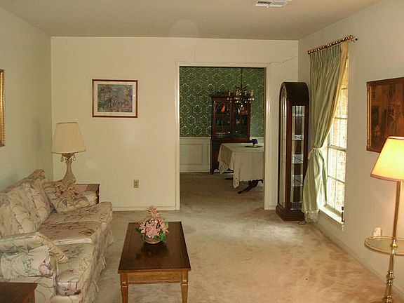 3rd image of 14551 Broadgreen Dr