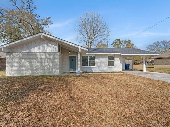 122 Azalea Ave, Deridder, LA 70634