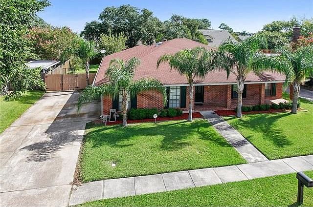 1st image of 644 Fleurie Dr