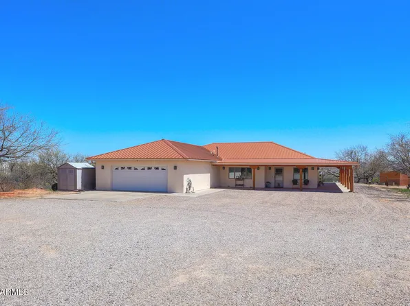 1061 S CATCLAW Lane, Benson, AZ 85602