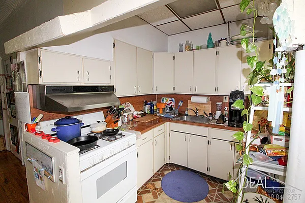 Rented by Ideal Properties Group | media 8