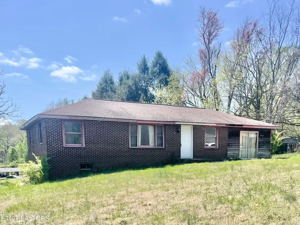 505 Foust Carney Rd, Powell, TN 37849
