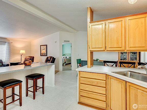 4th image of 369 Gun Club Road #75