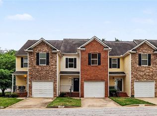2959 Stone Crest Ln, Lithonia, GA 30038