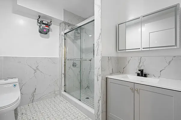 Rented by Living New York | media 53