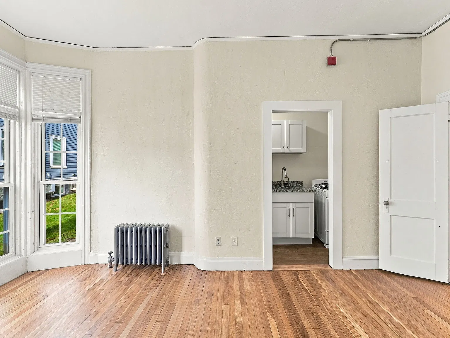 Studio, $1,850 — Photo 4