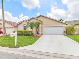 1304 Waterway Cove Dr, Wellington, FL 33414