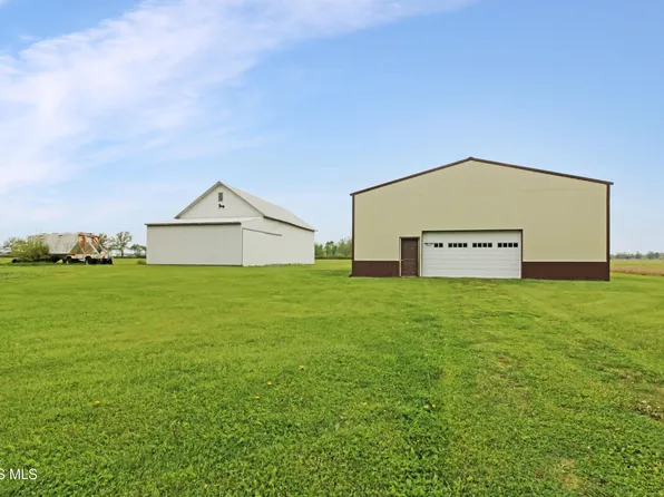 W Bloom Rd, Oak Harbor, OH 43449