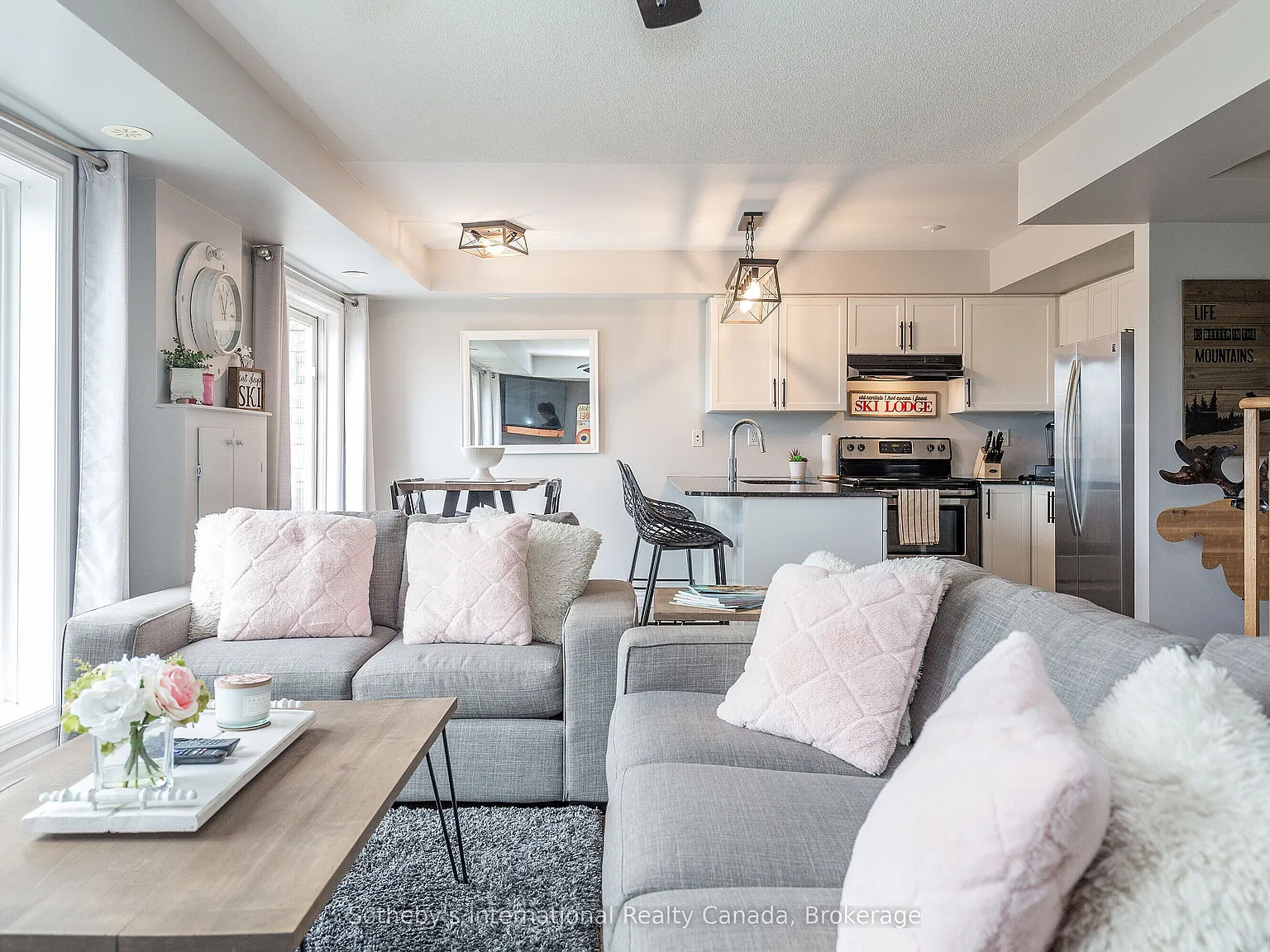 2 bed, $2,450 — Photo 2