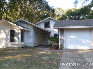302 Springwood Cir, Crestview, FL 32536