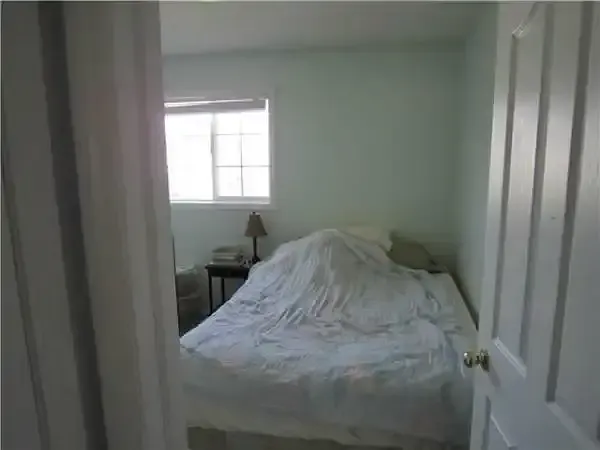1393 Jefferys Cres NW #1A — Photo 9