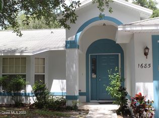 1685 Hays St NW, Palm Bay, FL 32907