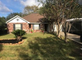 10702 Hillside Dr, Montgomery, TX 77356