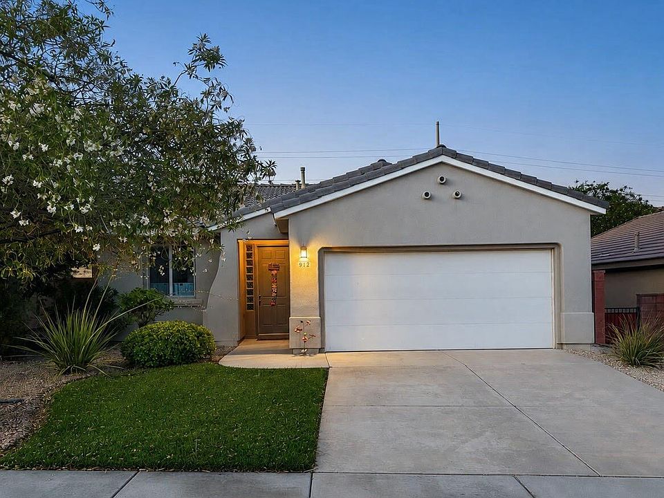 1st image of 912 N Echo Ln