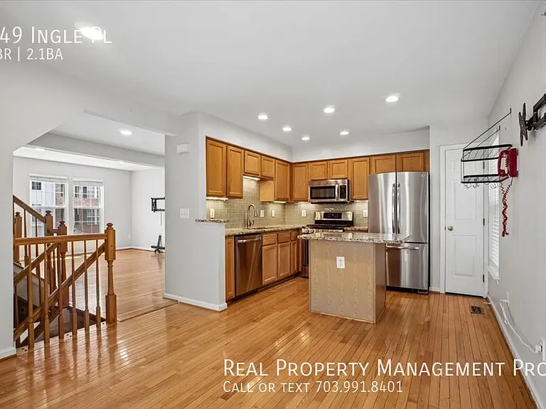 149 Ingle Pl — Photo 3