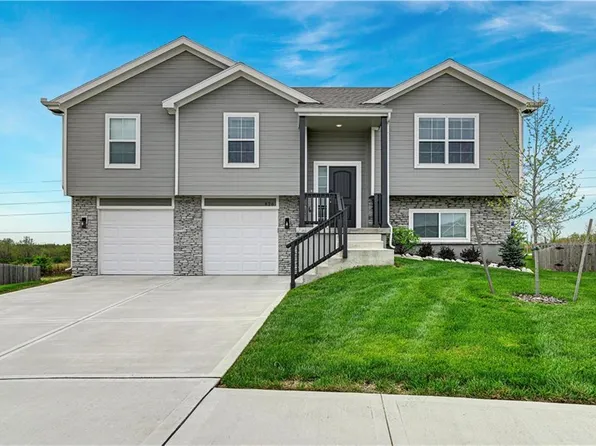 826 Shane Ct, Belton, MO 64012