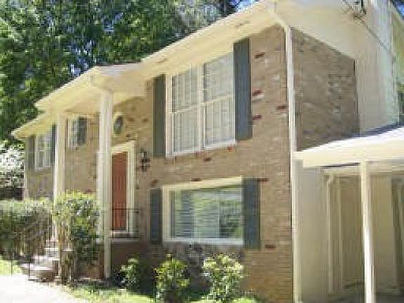 2nd image of 1129 Mountain View Dr