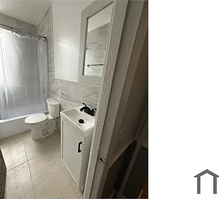 2408 Cambreleng Ave #19 — Photo 2
