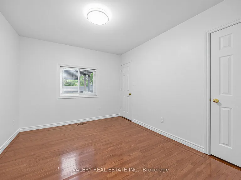 1366 Applewood Rd #MAIN — Photo 8
