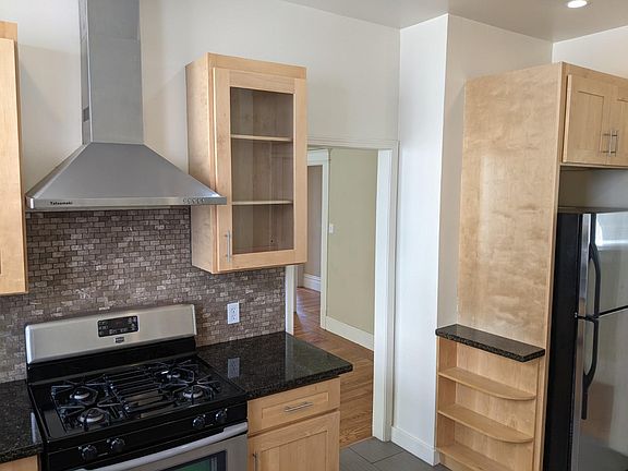 5th image of 1625 Sacramento St APT 6