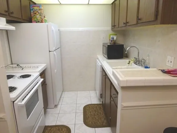 1500 N Congress Ave APT B53, West Palm Beach, FL 33401