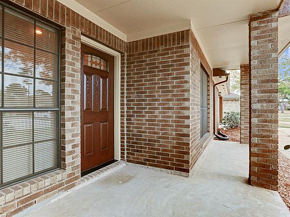 2nd image of 13319 Rosstown Dr