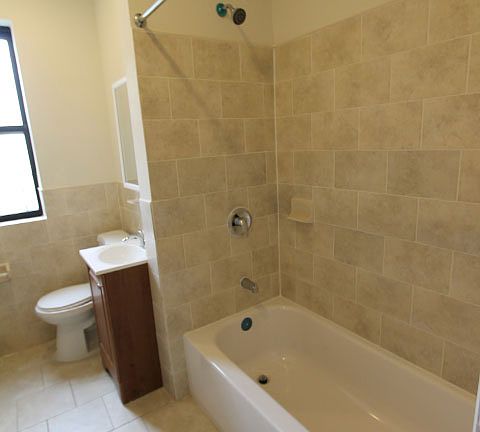 4th image of 567 W 186th St APT 2