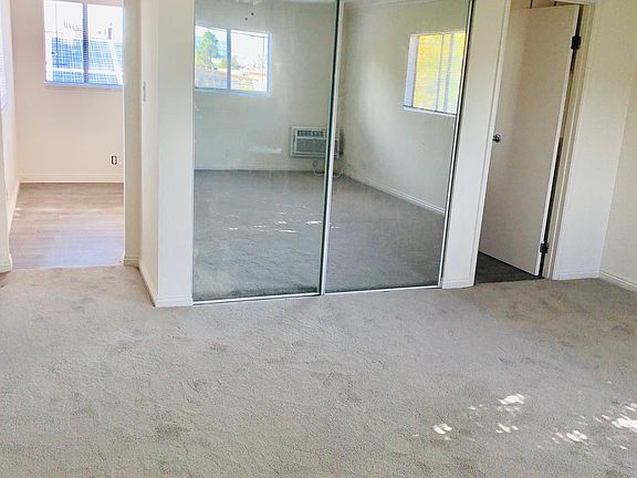 5th image of 5516 Hermitage Ave