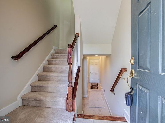 5th image of 13528 Station St Unit 13528