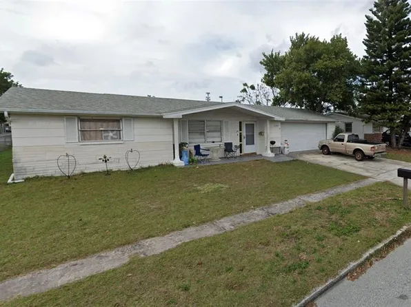 4923 Alcea St, New Port Richey, FL 34652